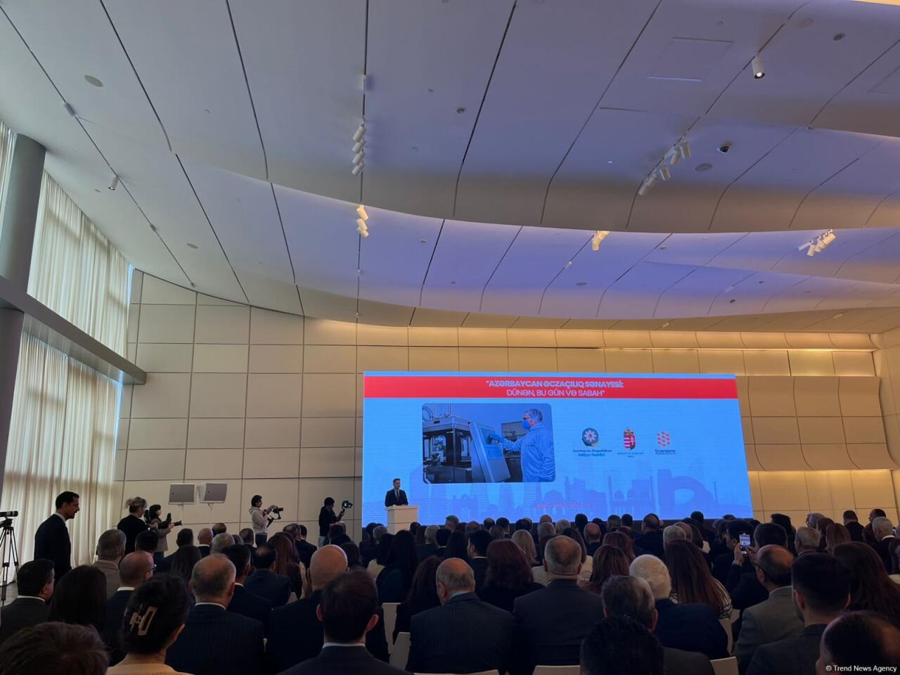 Bakıda “Azərbaycan əczaçılıq sənayesi