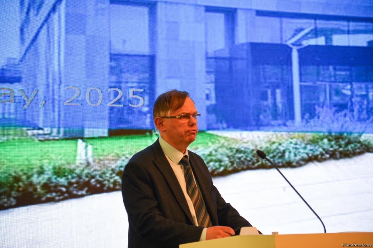 Bakıda “Azərbaycan əczaçılıq sənayesi