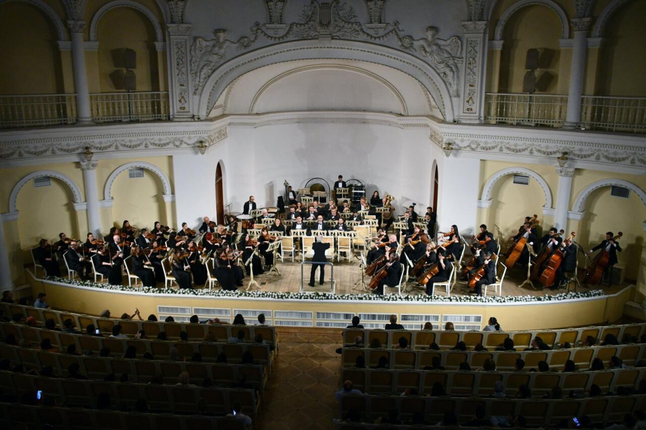 За пределами физического мира! В Баку состоялась мировая премьера "Трансцендентной любви"