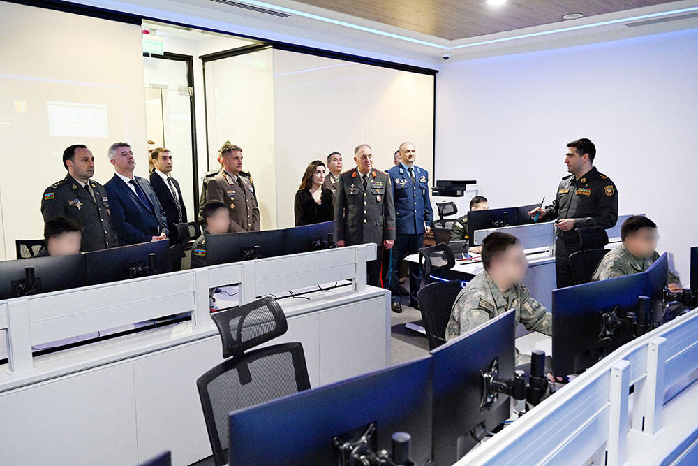 Азербайджан проинформировал Венгрию об инструментах киберзащиты на основе ИИ