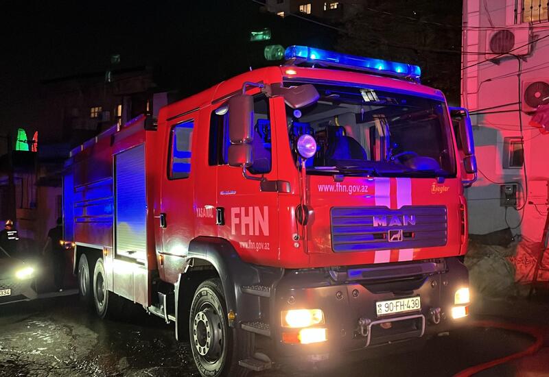 В одном из районов Азербайджана загорелся мотель