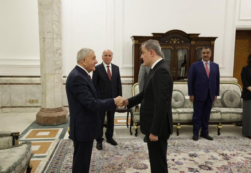 Ceyhun Bayramov İraq prezidenti ilə çoxtərəfli platformalar çərçivəsində əməkdaşlığı müzakirə etdi