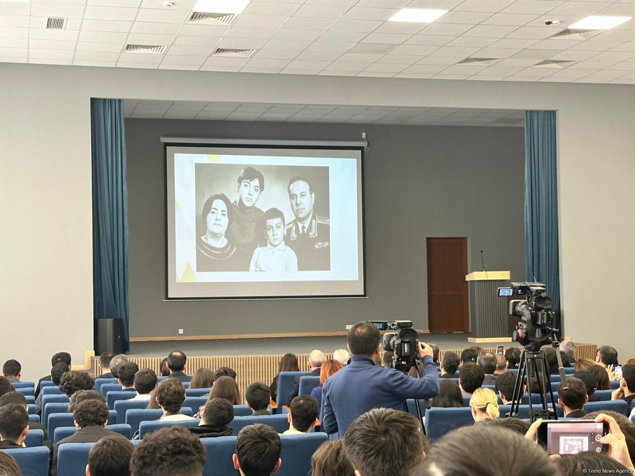 В Ханкенди прошла научная конференция, посвященная Конституции и наследию Гейдара Алиева