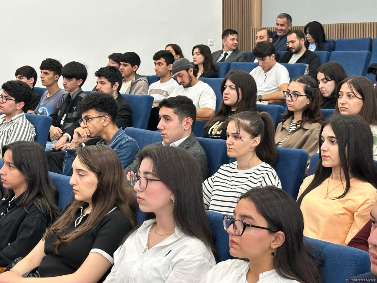 В Ханкенди прошла научная конференция, посвященная Конституции и наследию Гейдара Алиева