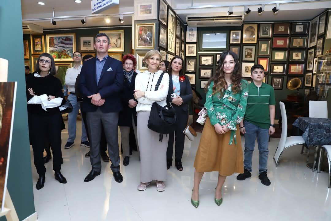 В Баку представлено кукольно-театральное искусство Чехии