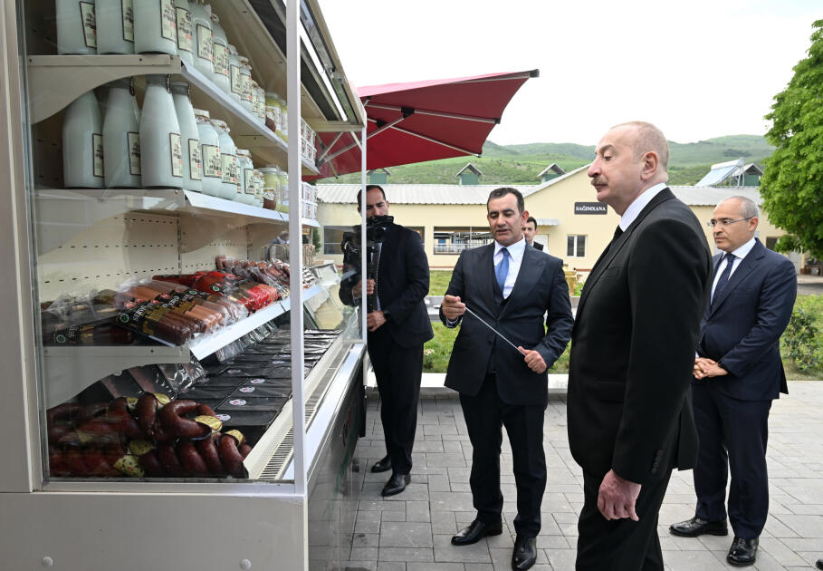 Президент Ильхам Алиев принял участие в открытии животноводческого комплекса ООО Крестьянско-фермерское хозяйство Qoç Ət на территории села Ханабад Ходжалинского района