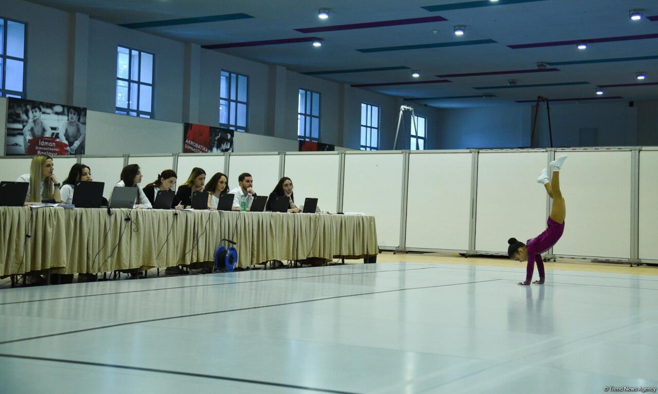 В Баку проходит второй день "9-го чемпионата Азербайджана по аэробной гимнастике и первенства Баку"