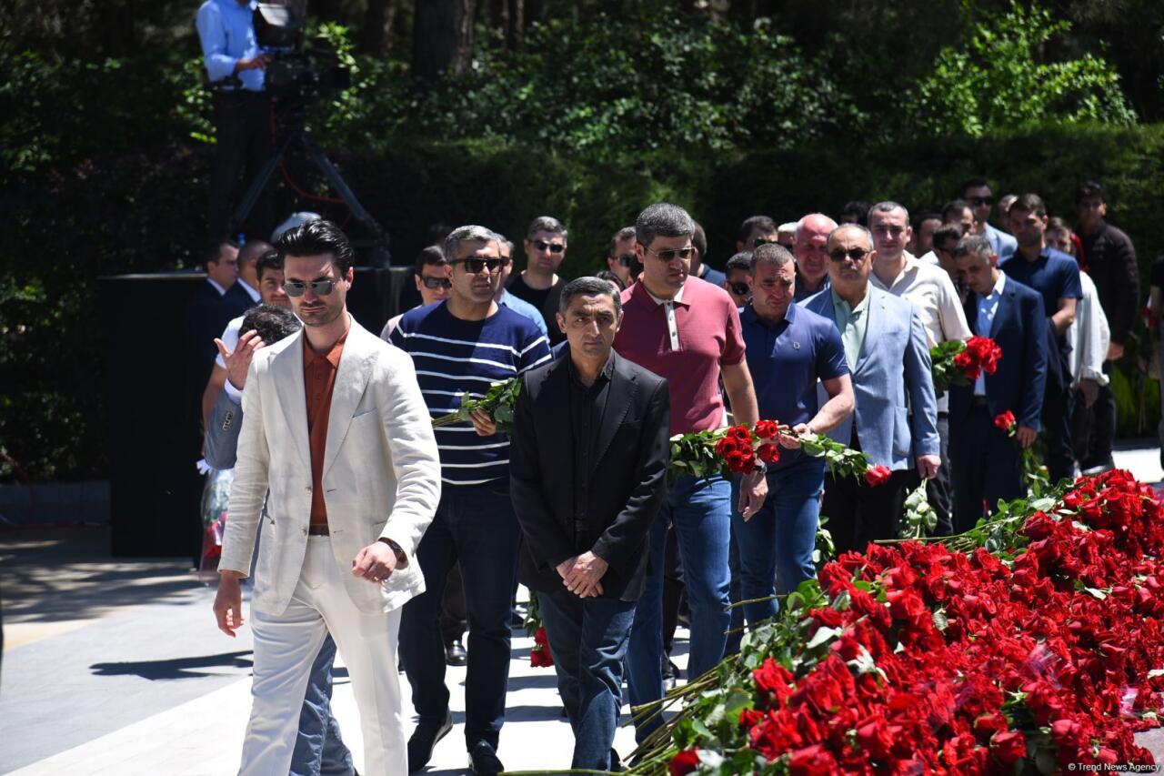 Азербайджанский народ чтит память великого лидера Гейдара Алиева