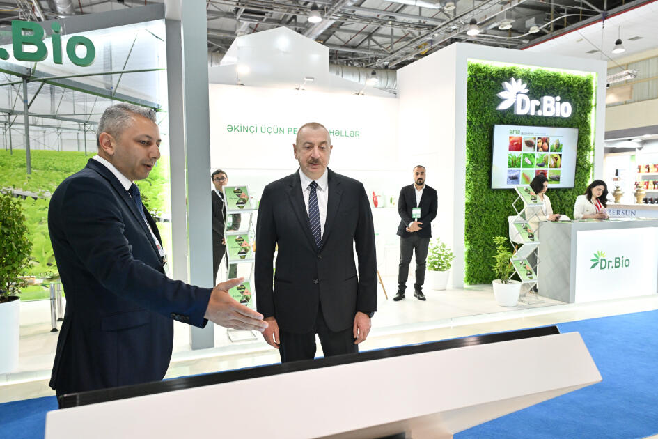 Prezident İlham Əliyev “InterFood Azerbaijan” və “Caspian Agro” sərgiləri ilə tanış olub