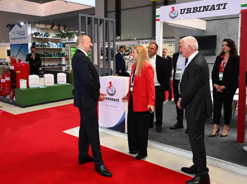 Prezident İlham Əliyev “InterFood Azerbaijan” və “Caspian Agro” sərgiləri ilə tanış olub