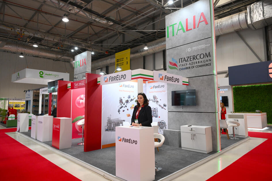 Prezident İlham Əliyev “InterFood Azerbaijan” və “Caspian Agro” sərgiləri ilə tanış olub