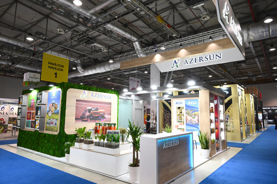 Prezident İlham Əliyev “InterFood Azerbaijan” və “Caspian Agro” sərgiləri ilə tanış olub