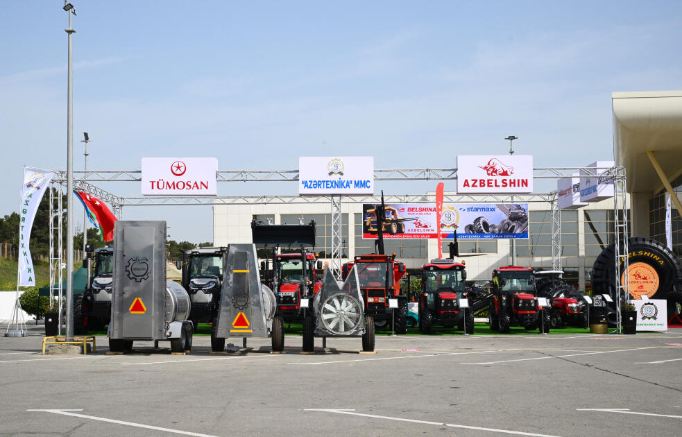 Prezident İlham Əliyev “InterFood Azerbaijan” və “Caspian Agro” sərgiləri ilə tanış olub
