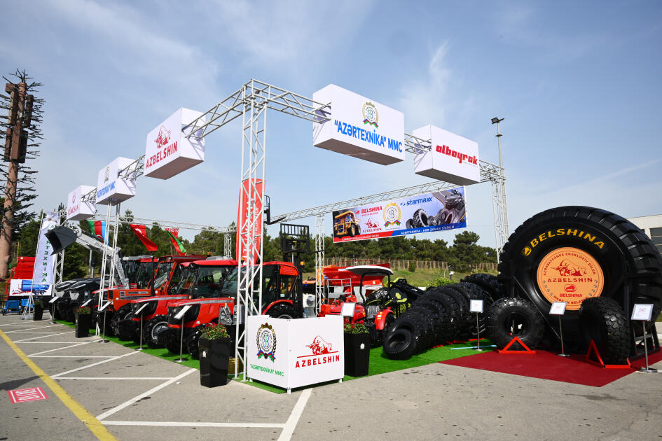 Prezident İlham Əliyev “InterFood Azerbaijan” və “Caspian Agro” sərgiləri ilə tanış olub