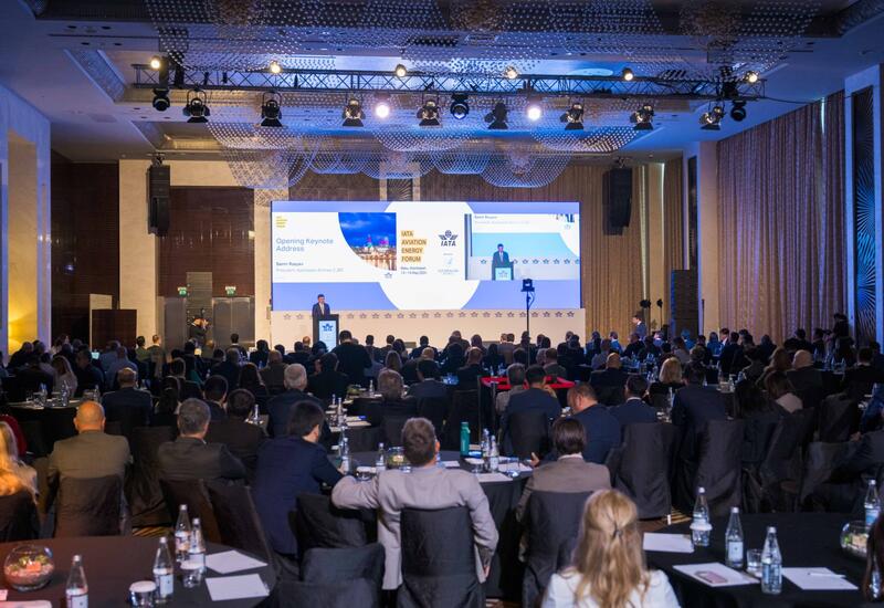 В Баку начал работу Авиационный энергетический форум IATA