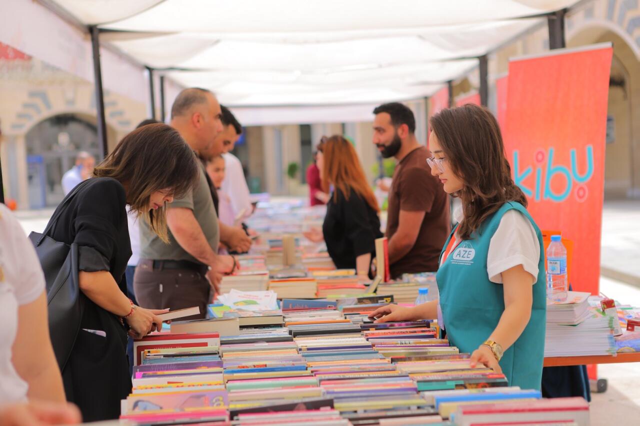 Naxçıvanda Ümummilli Lider Heydər Əliyevin anadan olmasının 102-ci ildönümünə həsr olunmuş “BookFest Naxçıvan Kitab Sərgisi 2025” keçirilib
