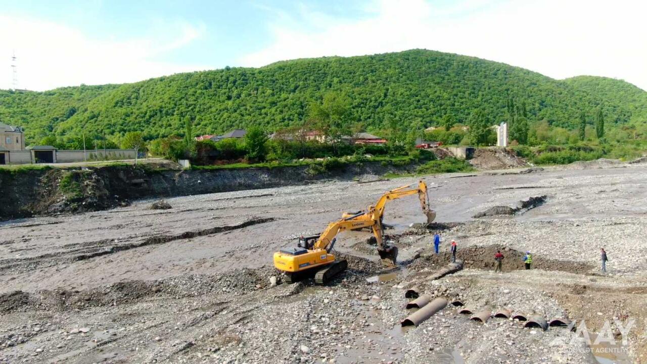 Qəzalı körpünün yerində yenisinin inşasına başlanıldı