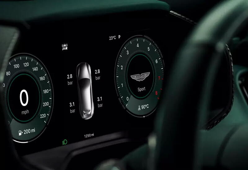 Aston Martin первым начал поддерживать новый Apple CarPlay