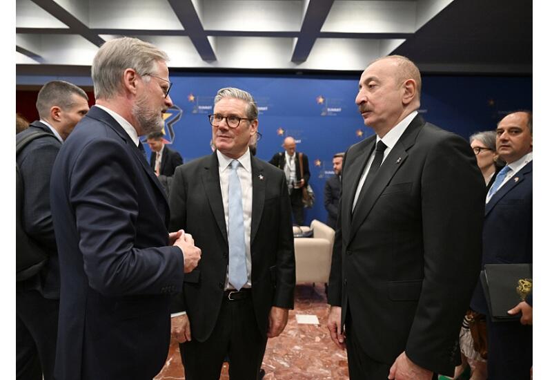 Prezident İlham Əliyev Albaniyada Böyük Britaniyanın Baş naziri Kir Starmerla görüşüb