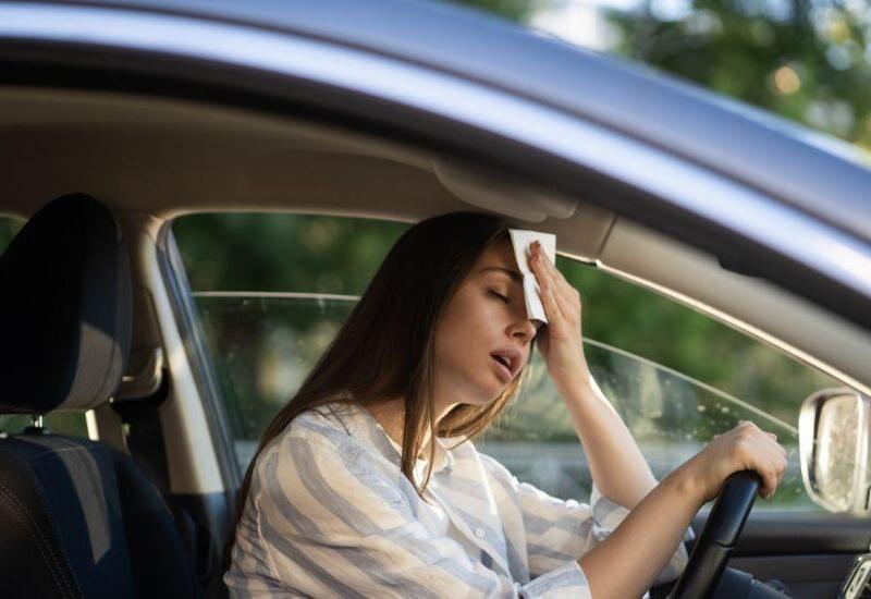 İsti havada avtomobili sərin saxlamaq üçün 5 effektiv