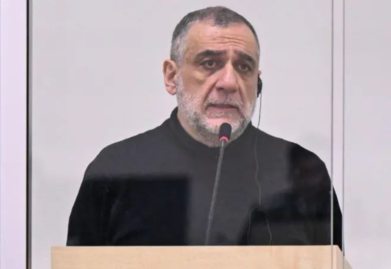 Варданяны вдруг вспомнили о семейных ценностях