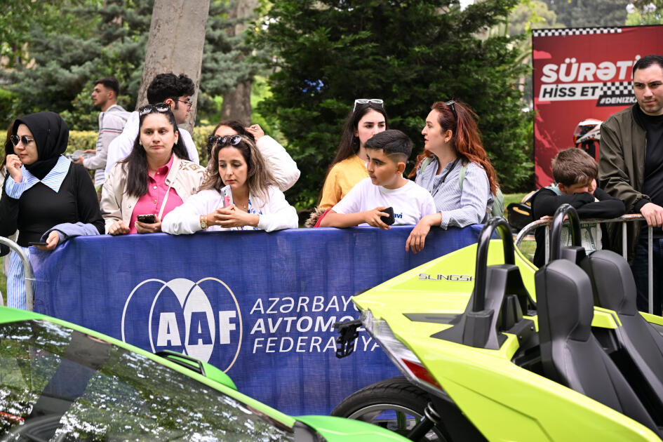 AAF sürət avtomobillərinin sərgisini təşkil edib