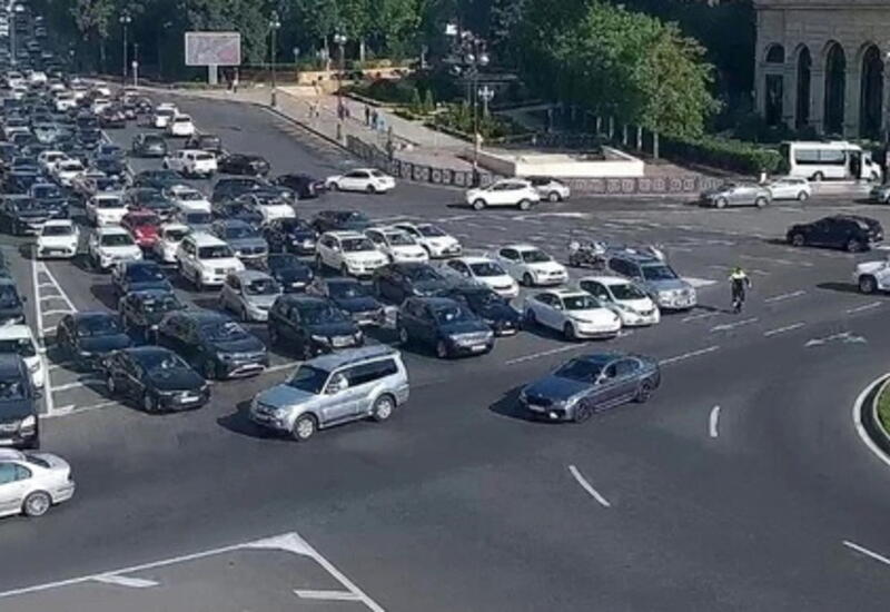 В Баку на этих дорогах наблюдаются пробки