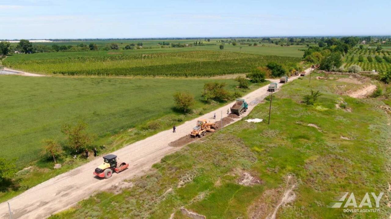 В одном из районов Азербайджана стартовал капремонт важной автодороги