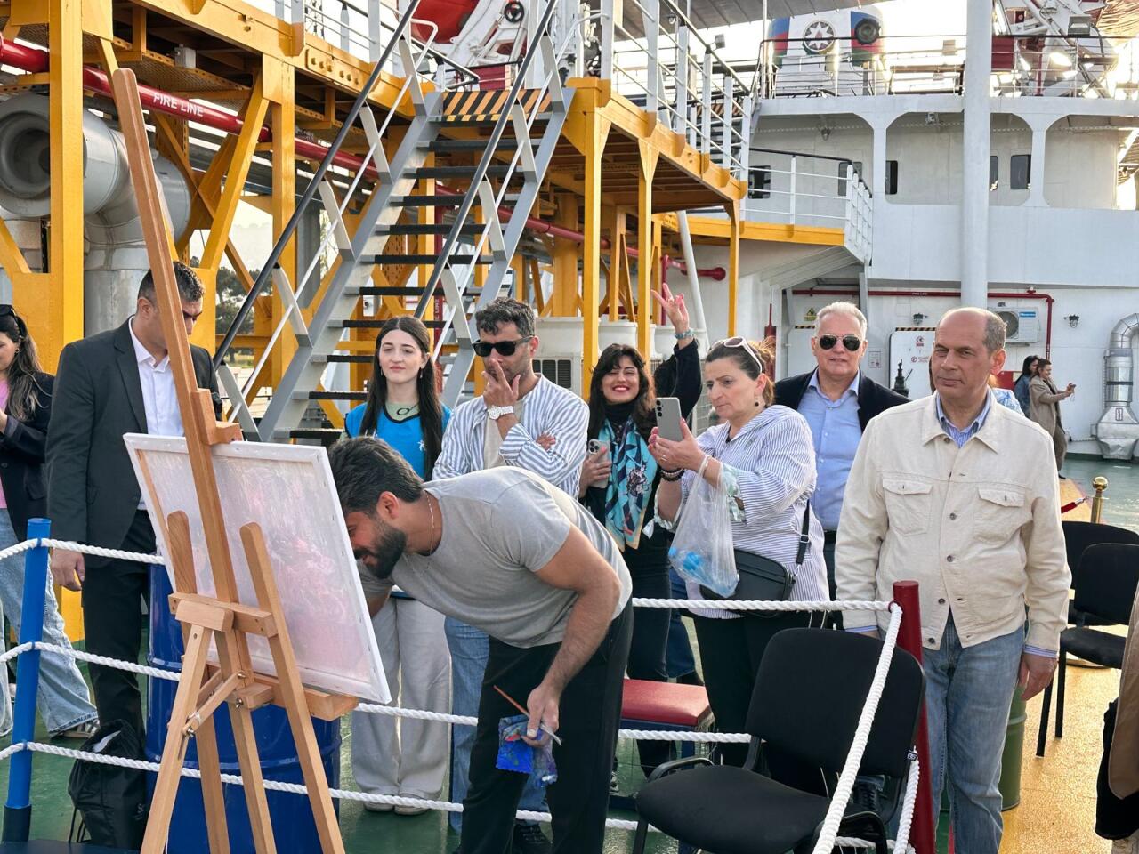 В Баку прошло реалити-арт-шоу на палубе легендарного корабля