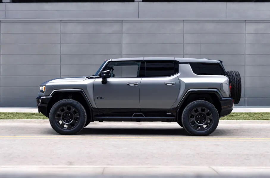 Обновленный GMC Hummer EV