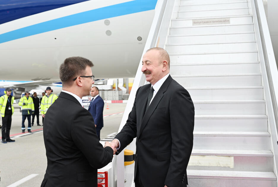 Prezident İlham Əliyev Macarıstana işgüzar səfərə gəlib