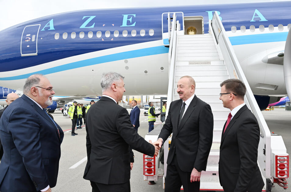 Prezident İlham Əliyev Macarıstana işgüzar səfərə gəlib