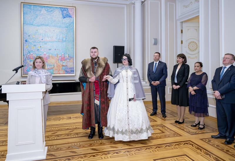 Культурное достояние Несвижа представили в Баку