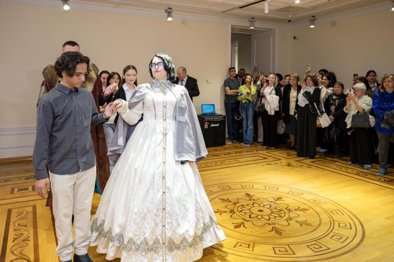 Культурное достояние Несвижа представили в Баку