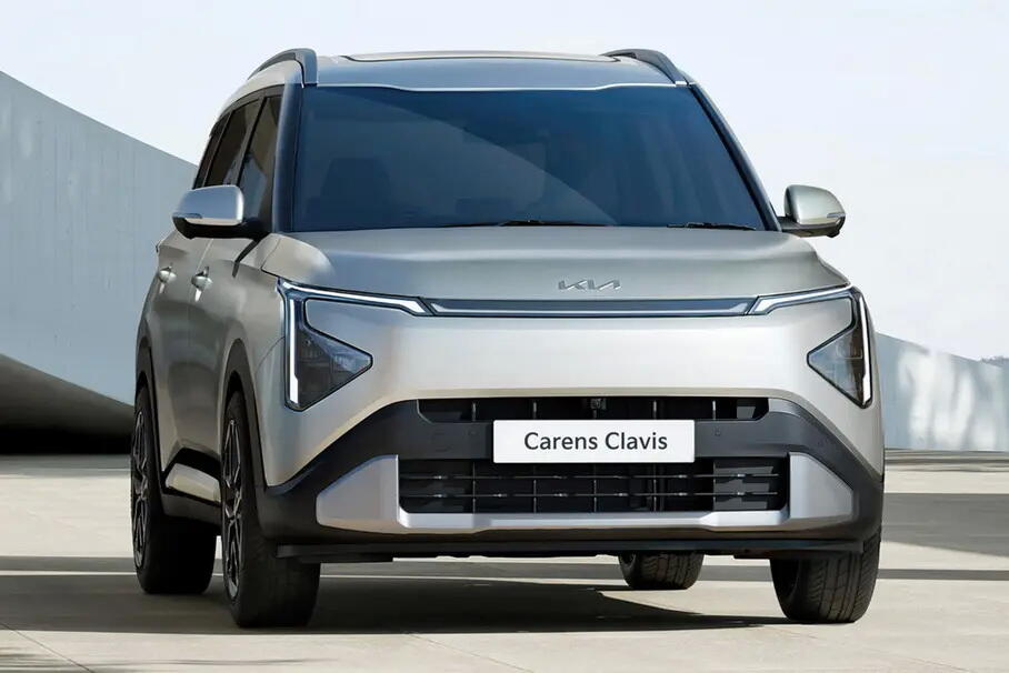 Представлен бюджетный трехрядный кроссвэн Kia Carens Clavis