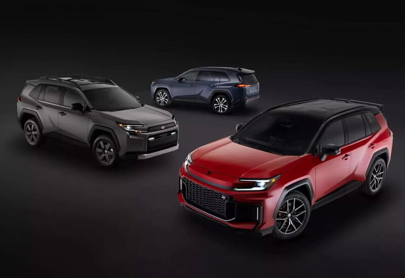 Новый Toyota RAV4: три «лица», ставка на гибриды и Sport