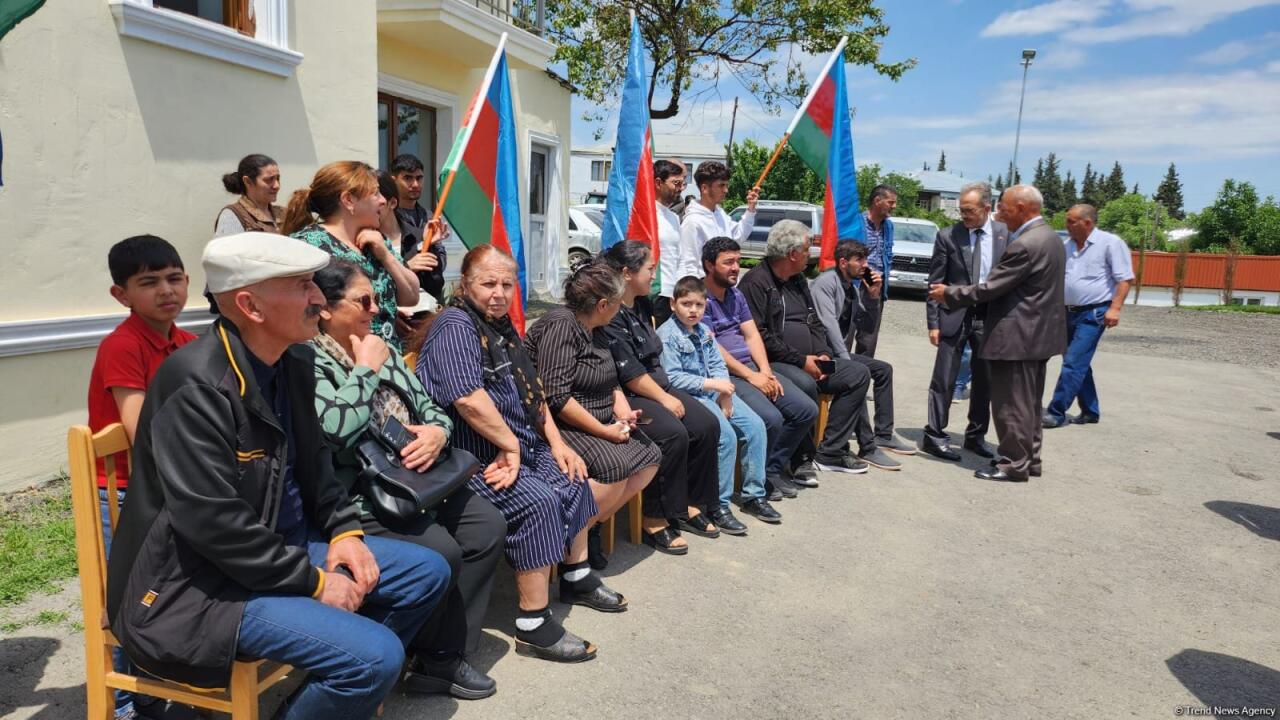 Очередная группа бывших вынужденных переселенцев вернулась в Ходжалы и село Баллыджа