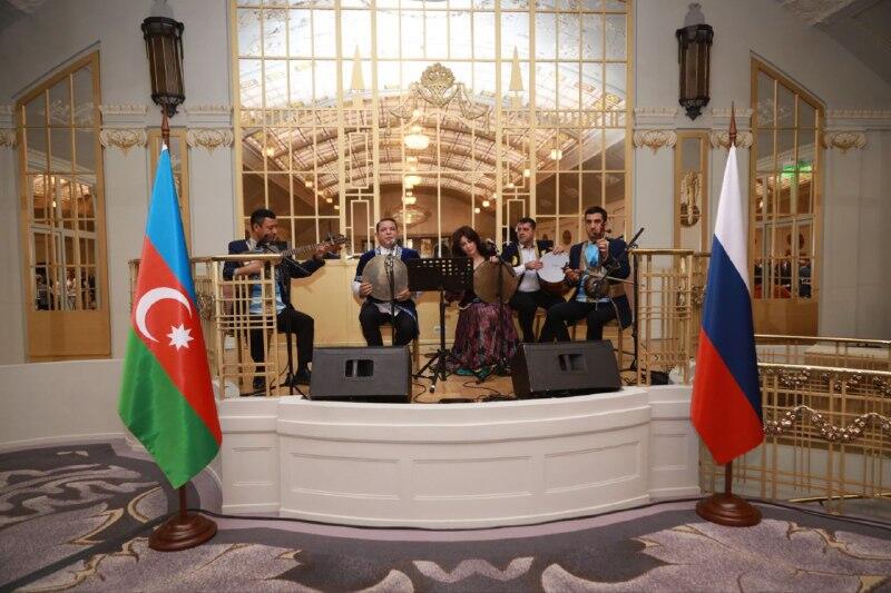 UNESCO üzrə Azərbaycan Milli Komissiyasının dəstəyi ilə Sankt-Peterburq şəhərində “Azərbaycan muğamı” konsert tədbiri təşkil edilib
