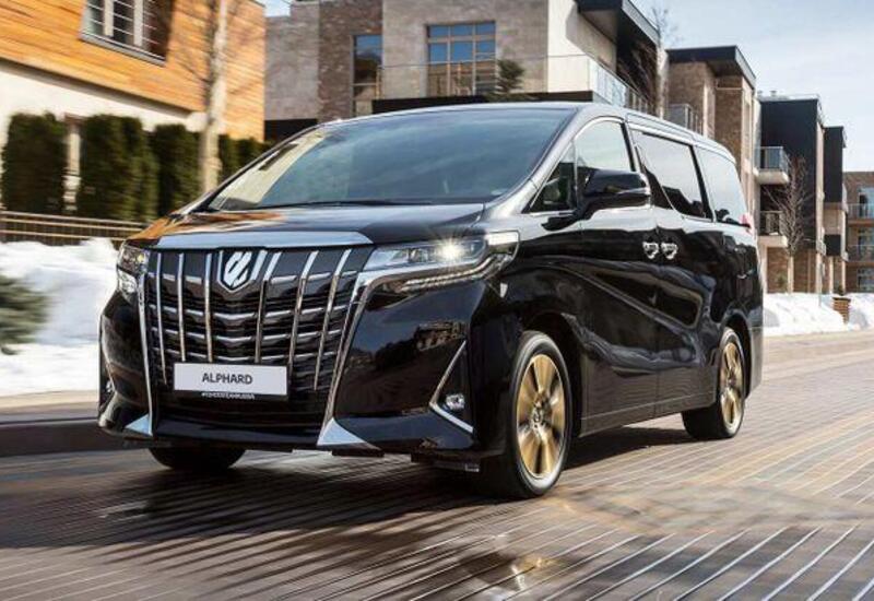 "Toyota Alphard"da təhlükə aşkarlandı