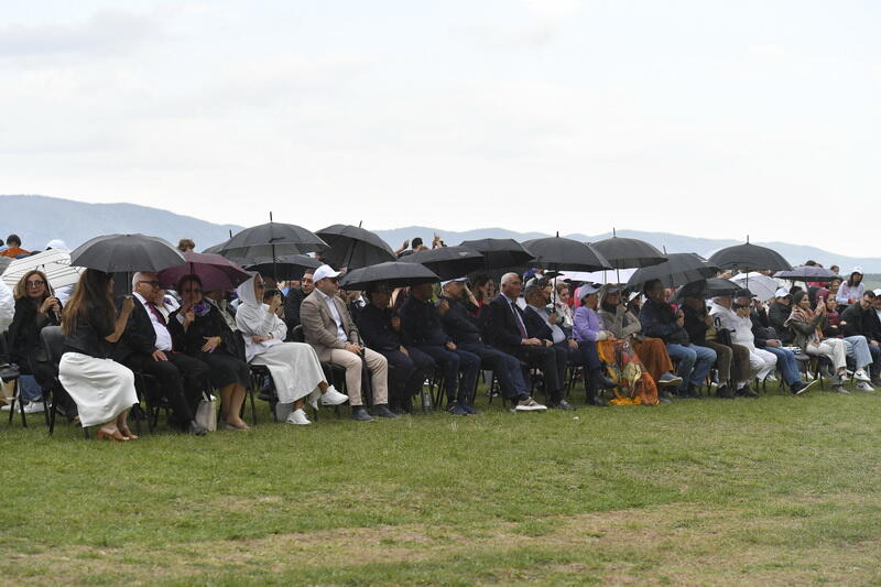 “Xarıbülbül” Beynəlxalq Musiqi Festivalında Polad Bülbüloğlunun konserti olub