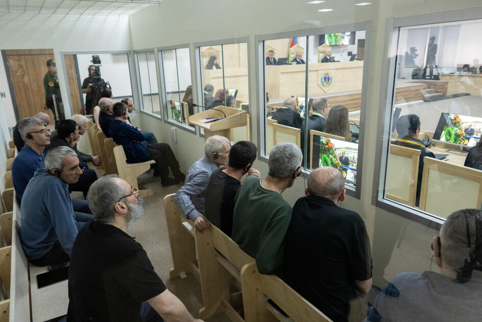 Взятые в плен азербайджанцы дали показания в связи с пытками, которым они подвергались во время агрессии Армении