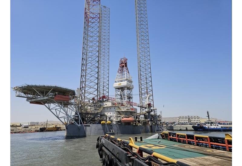 “Saturn” qazma qurğusu ASCO gəmilərinin müşayiəti ilə Türkmənistana qaytarılıb