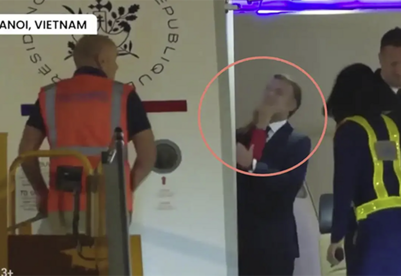 Arvadı Makronu şillələdi