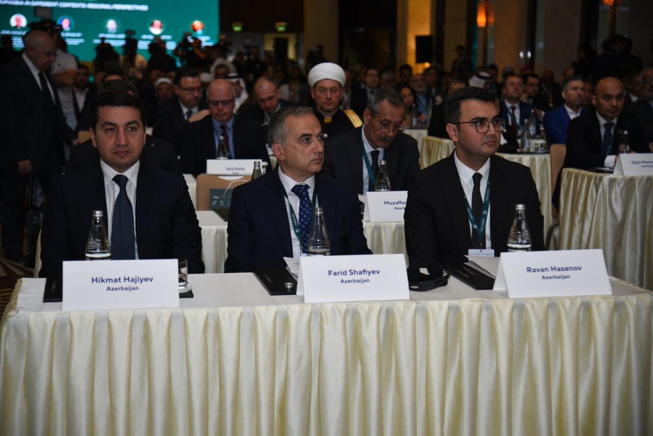 Bakıda “İslamofobiya diqqət mərkəzində: Qərəzin ifşası, stiqmaların dağıdılması” mövzusunda beynəlxalq konfransın birinci günü başa çatıb