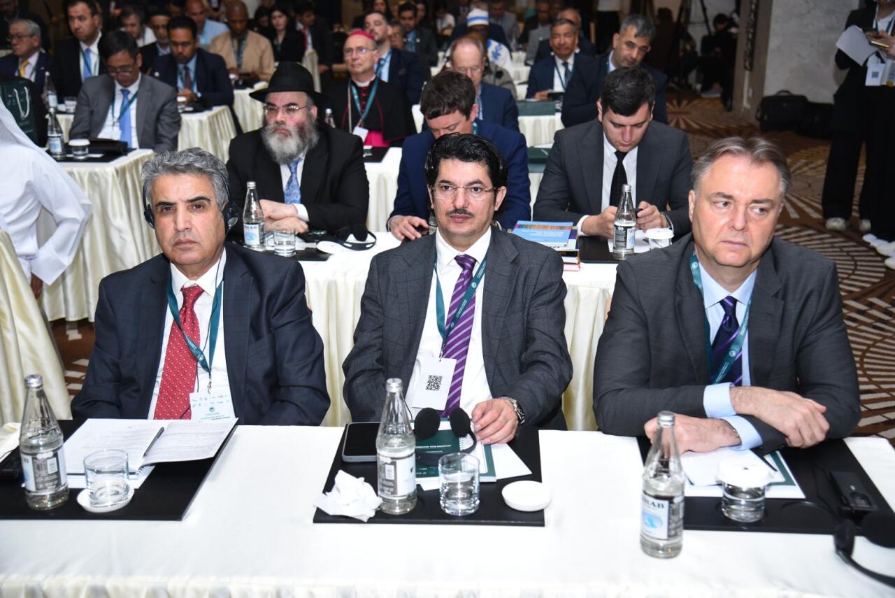 Bakıda “İslamofobiya diqqət mərkəzində: Qərəzin ifşası, stiqmaların dağıdılması” mövzusunda beynəlxalq konfransın birinci günü başa çatıb