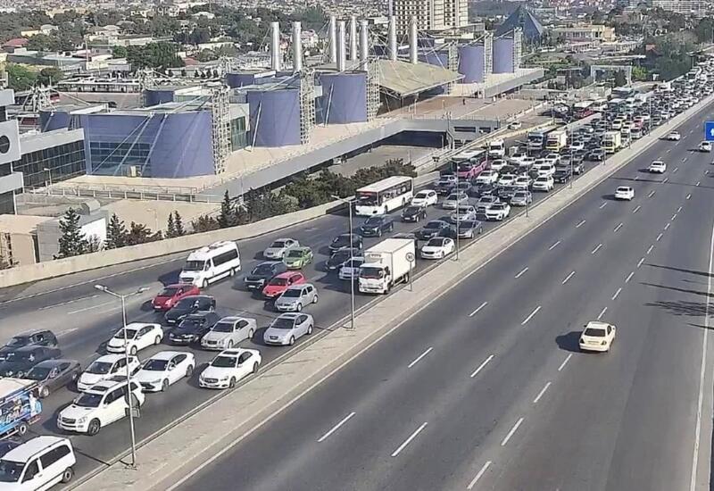 Paytaxtın bir sıra yollarında tıxac var