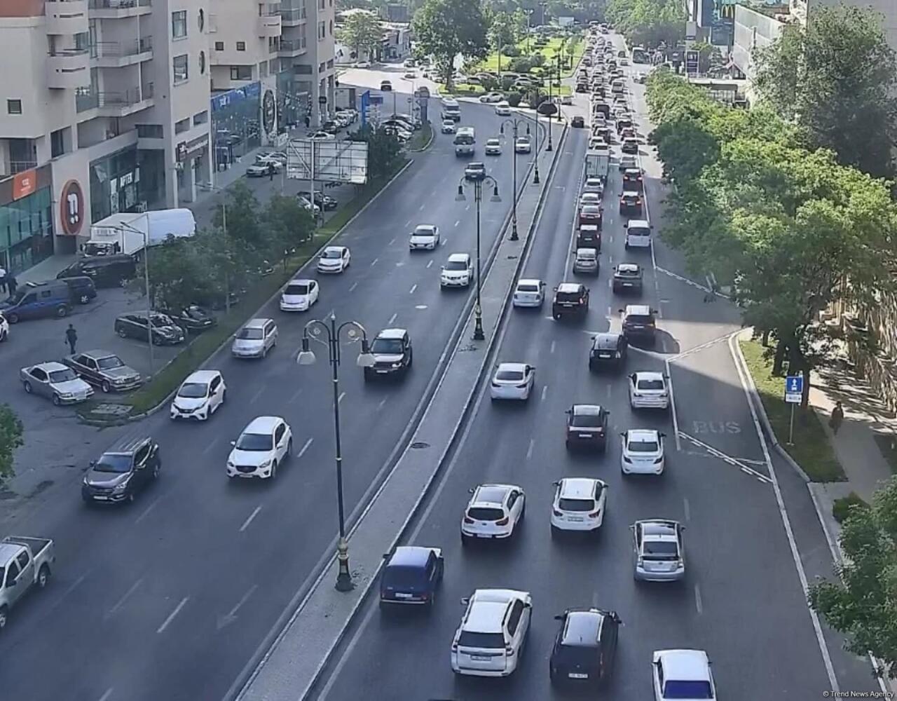 Paytaxtın bir sıra yollarında tıxac var