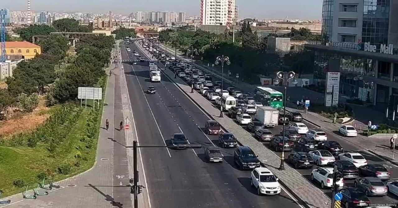 Paytaxtın bir sıra yollarında tıxac var