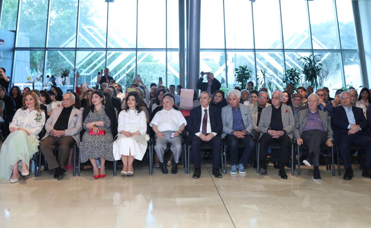 В Музее ковра представлен проект 'Узелки времени' ко Дню защиты детей