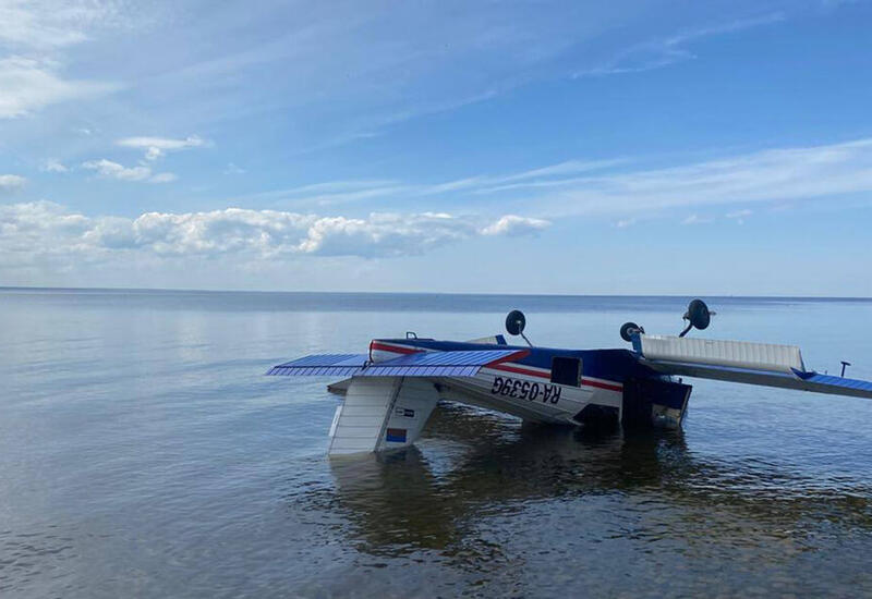 Аварийная посадка самолета на пляж в Петербурге